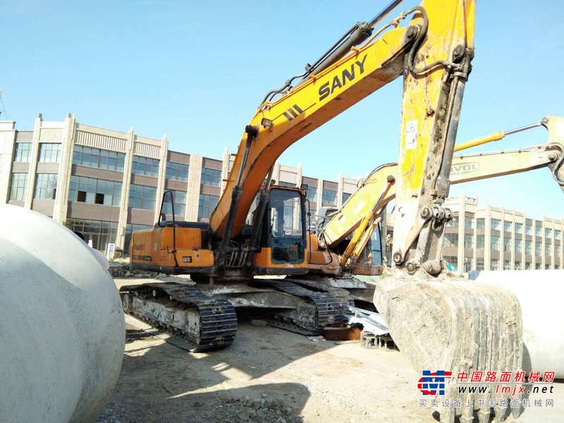 安徽出售转让二手13520小时2010年三一重工SY215C挖掘机