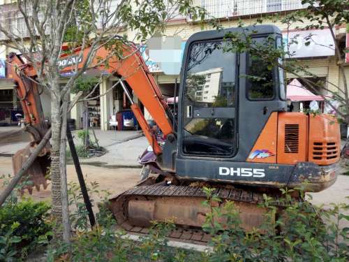 江西出售转让二手10000小时2010年斗山DH55挖掘机