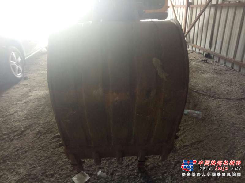 黑龙江出售转让二手7500小时2012年临工LG685挖掘机