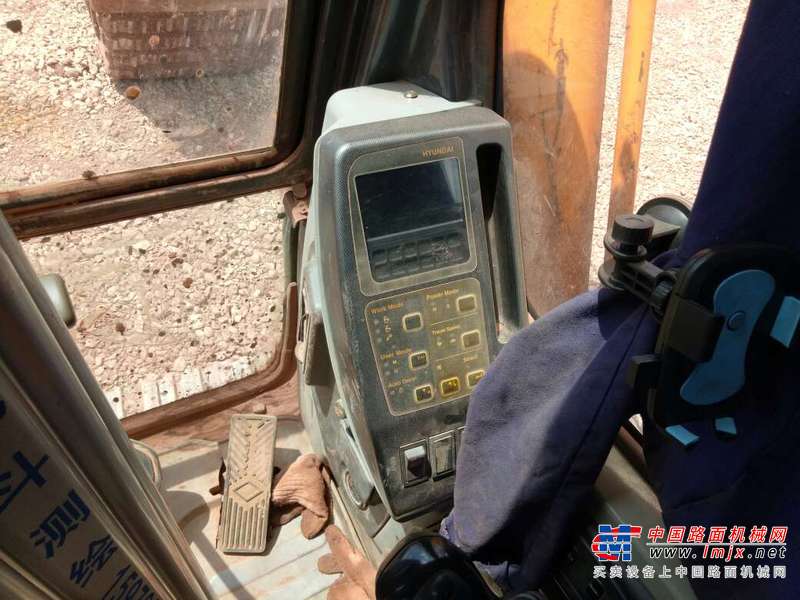 江西出售转让二手9000小时2011年现代R225LC挖掘机