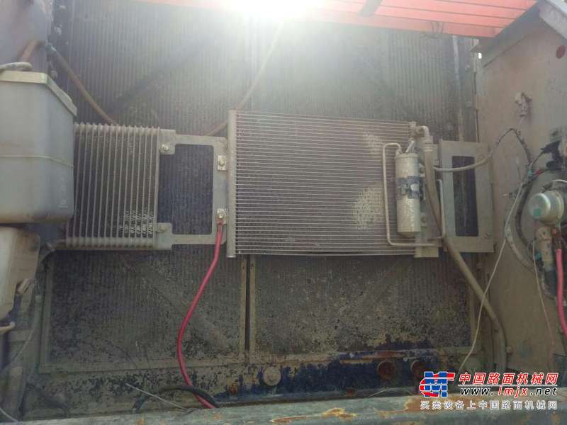 江西出售转让二手8500小时2010年日立ZX330挖掘机