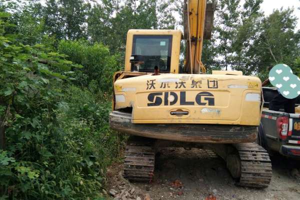 安徽出售转让二手10890小时2010年临工LG685挖掘机