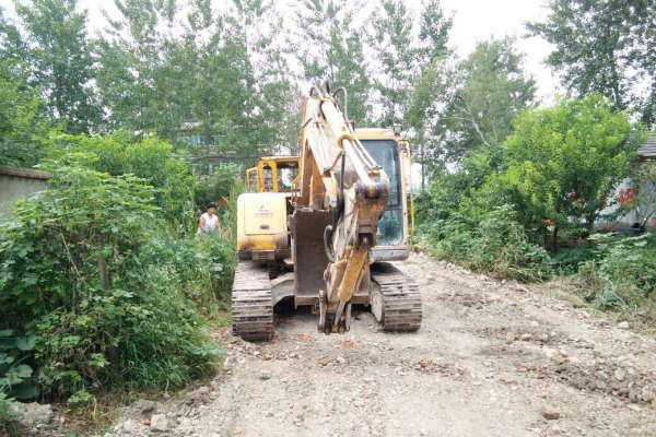 安徽出售转让二手10890小时2010年临工LG685挖掘机