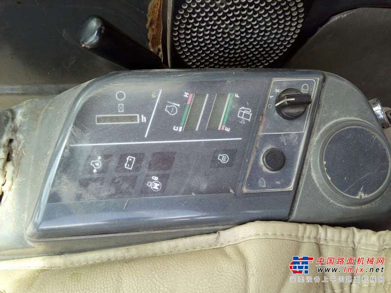 江西出售转让二手17000小时2004年小松PC220挖掘机