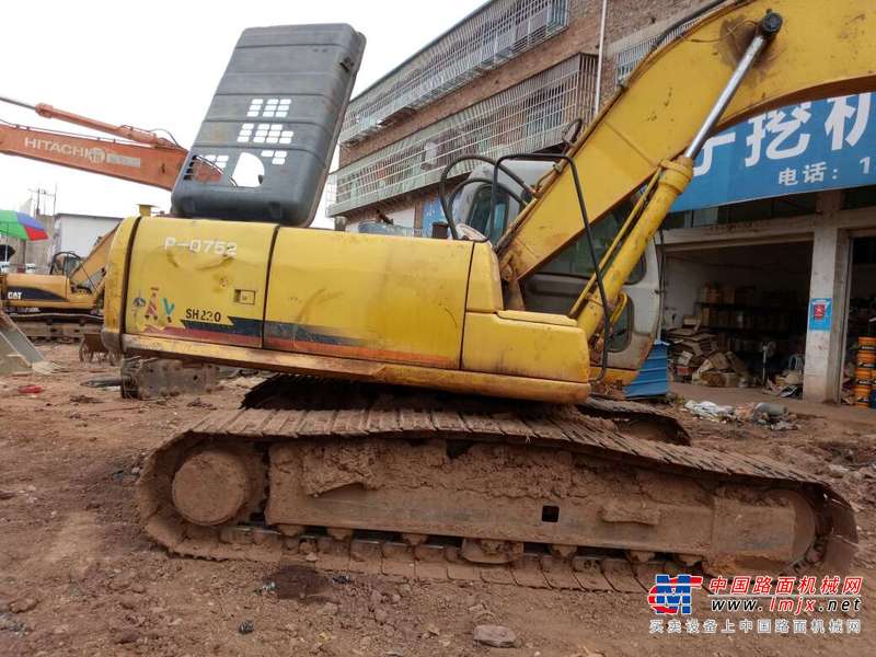 江西出售转让二手9000小时2006年住友SH200Z3挖掘机