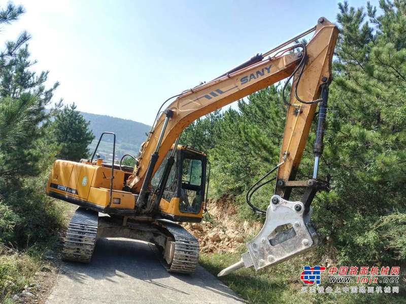 山西出售转让二手5760小时2011年三一重工SY135C挖掘机