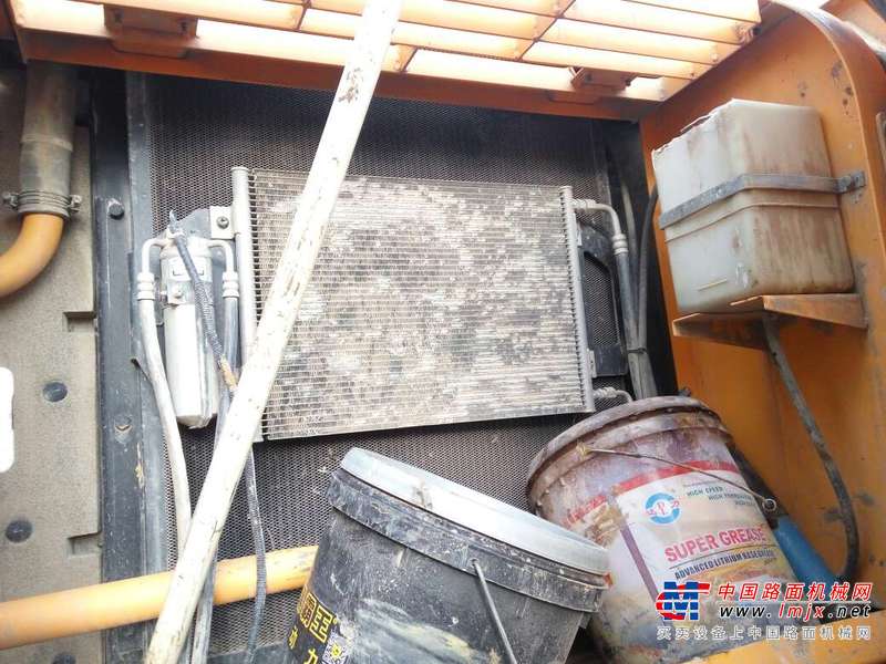 山西出售转让二手8000小时2011年现代R305LC挖掘机