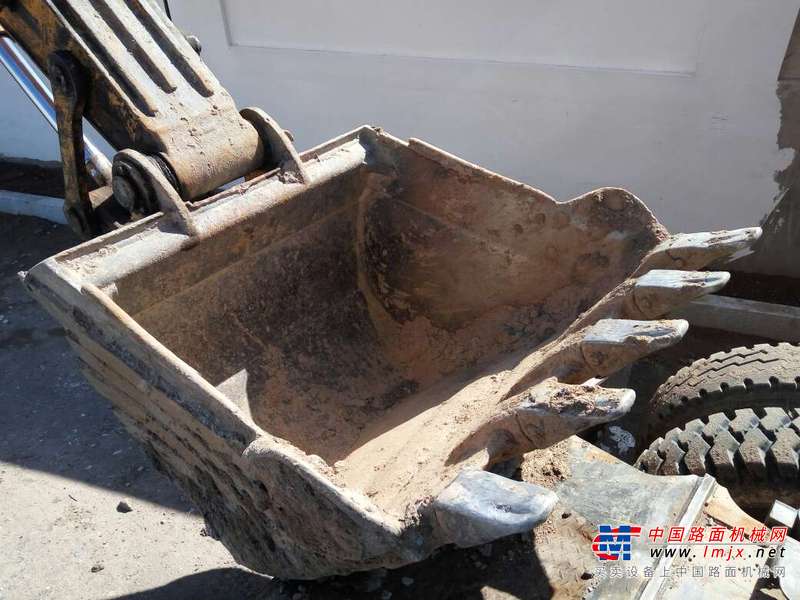 山西出售转让二手5000小时2011年现代轮挖R210W挖掘机
