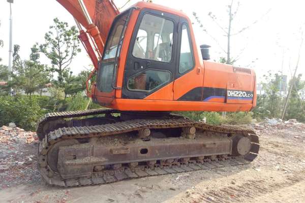 陕西出售转让二手9800小时2010年斗山DH225LC挖掘机