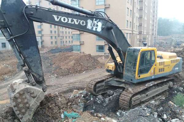山西出售转让二手3000小时2012年沃尔沃EC460BLC挖掘机