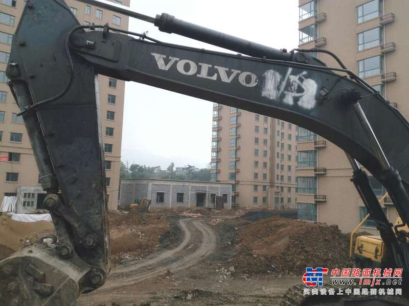 山西出售转让二手3000小时2012年沃尔沃EC460BLC挖掘机