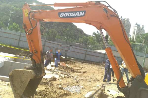 辽宁出售转让二手7000小时2010年斗山DH60挖掘机