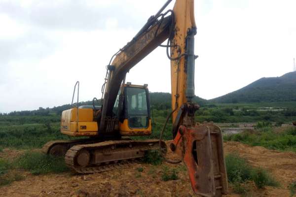 辽宁出售转让二手7000小时2009年三一重工SY135挖掘机