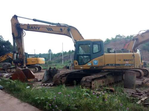 江西出售转让二手11000小时2012年三一重工SY235C挖掘机