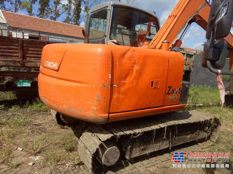 黑龙江出售转让二手9700小时2009年日立ZX70挖掘机