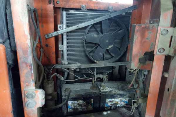 陕西出售转让二手7850小时2009年日立ZX70挖掘机
