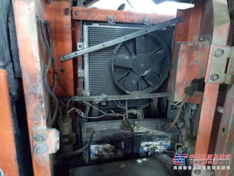 陕西出售转让二手7850小时2009年日立ZX70挖掘机