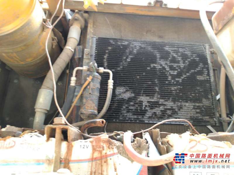 辽宁出售转让二手12000小时2003年现代轮挖R130W挖掘机