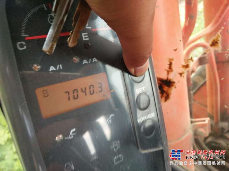 安徽出售转让二手7040小时2010年日立ZX120挖掘机