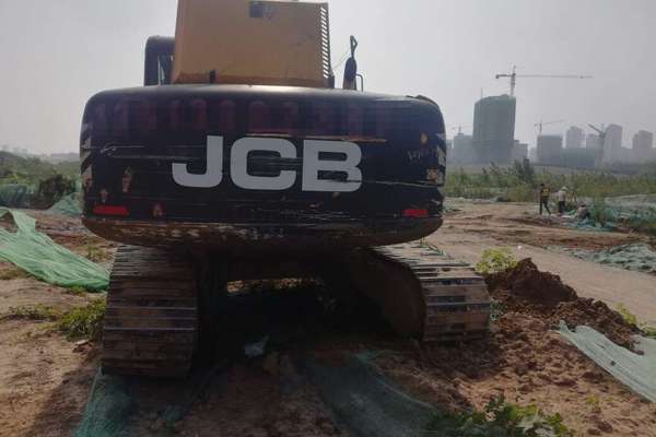 河南出售转让二手8000小时2012年JCBJS220LC挖掘机