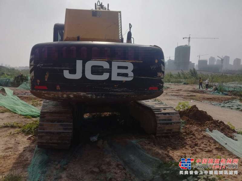 河南出售转让二手8000小时2012年JCBJS220LC挖掘机