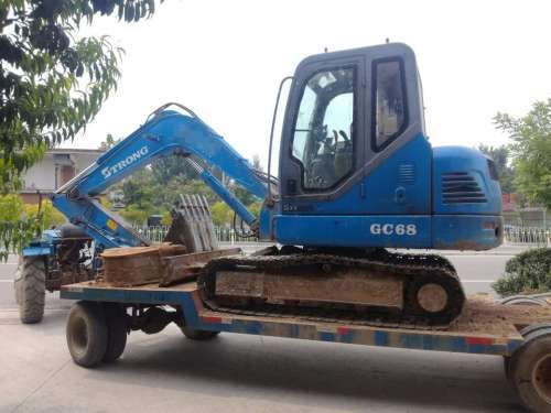 山东出售转让二手5800小时2013年山重建机GC60挖掘机