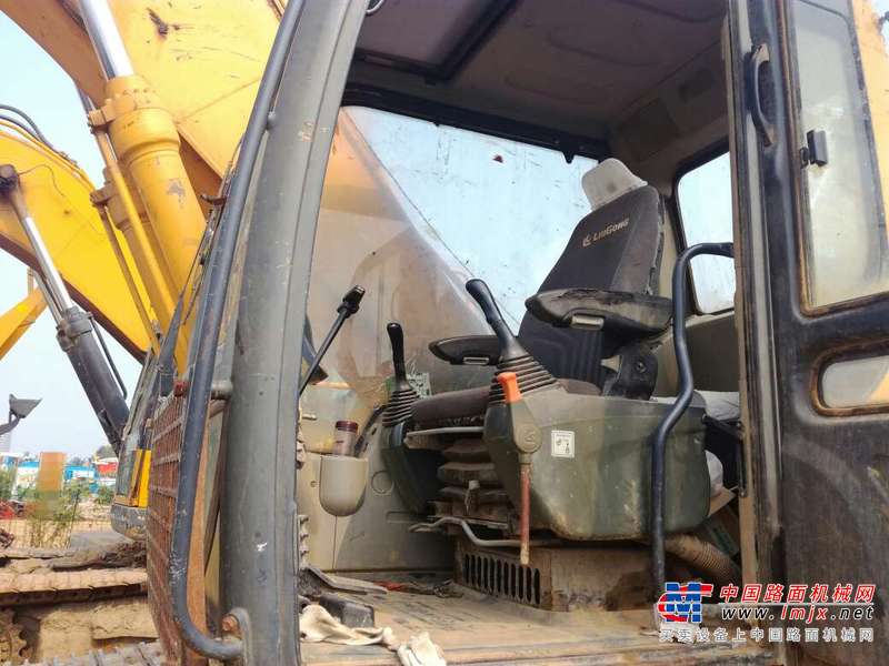 山东出售转让二手3500小时2012年柳工CLG925D挖掘机