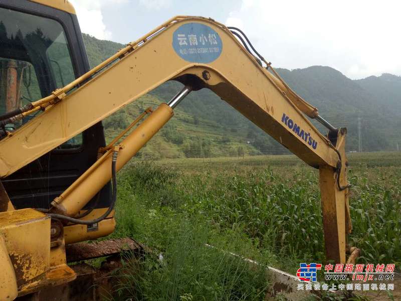 云南出售转让二手7532小时2006年小松PC60挖掘机