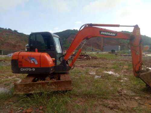 江西出售转让二手2300小时2015年斗山DH60挖掘机