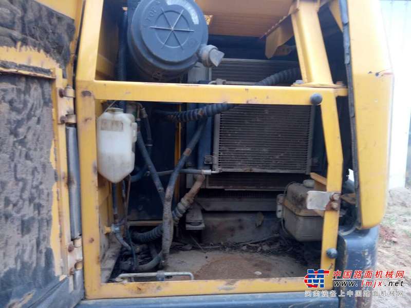 江西出售转让二手8600小时2011年山重建机JCM908C挖掘机