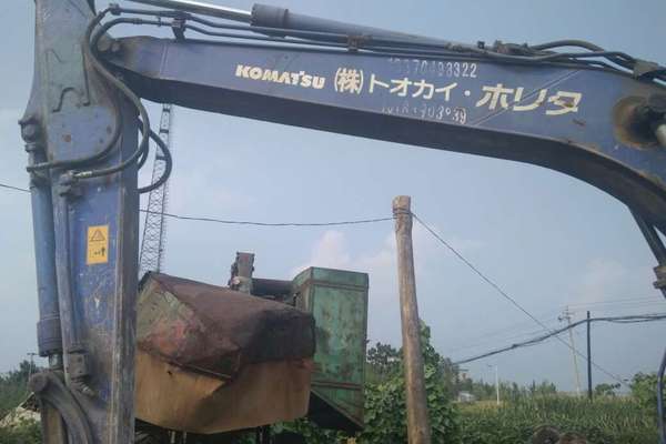 河北出售转让二手12000小时2003年小松PC138US挖掘机