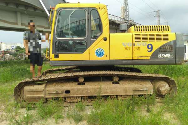 辽宁出售转让二手10000小时2006年沃尔沃EC290BLC挖掘机