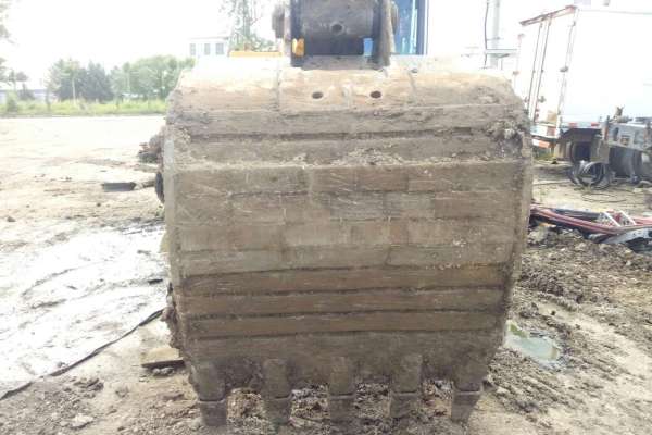 黑龙江出售转让二手10000小时2012年力士德SC230挖掘机
