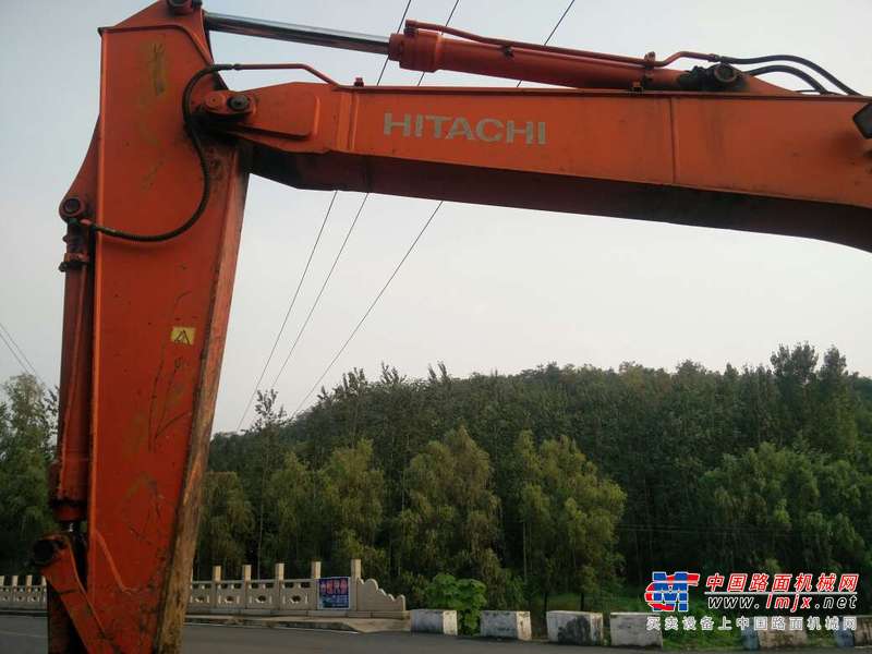 山西出售转让二手12000小时2009年日立轮挖ZX130W挖掘机