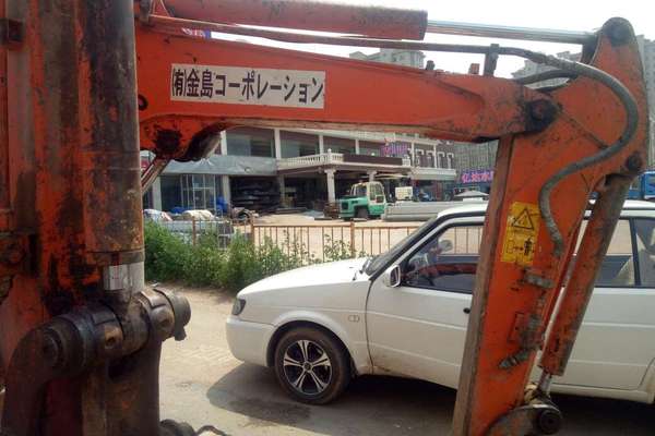 辽宁出售转让二手10000小时2005年日立ZX35U挖掘机