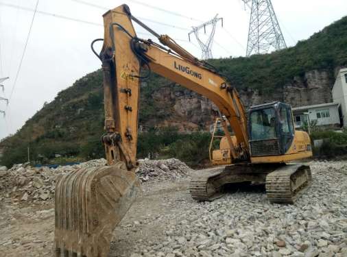 贵州出售转让二手9750小时2011年柳工CLG922D挖掘机