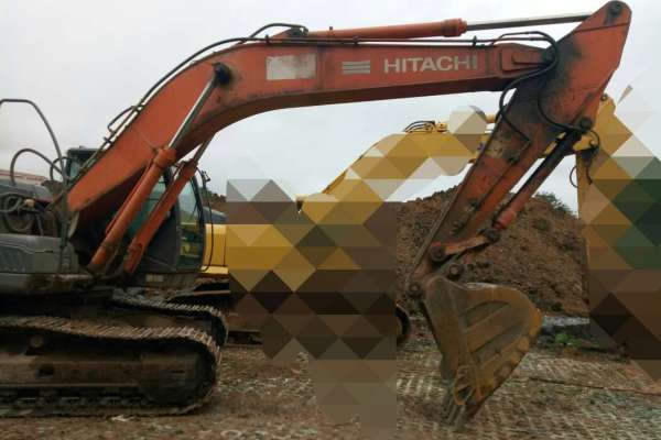 贵州出售转让二手7500小时2011年日立ZX240挖掘机