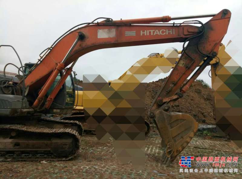 贵州出售转让二手7500小时2011年日立ZX240挖掘机