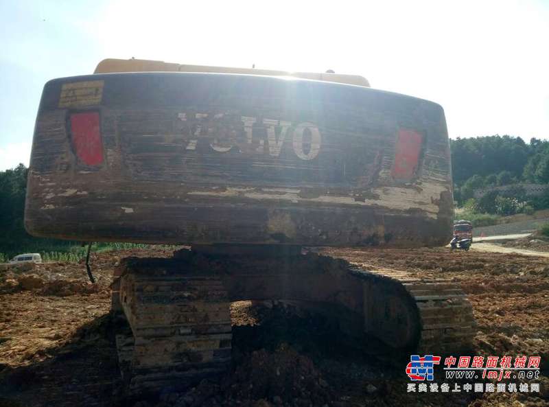 贵州出售转让二手5100小时2011年沃尔沃EC210B挖掘机