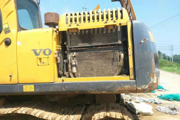 安徽出售转让二手11500小时2009年沃尔沃EC210BLC挖掘机