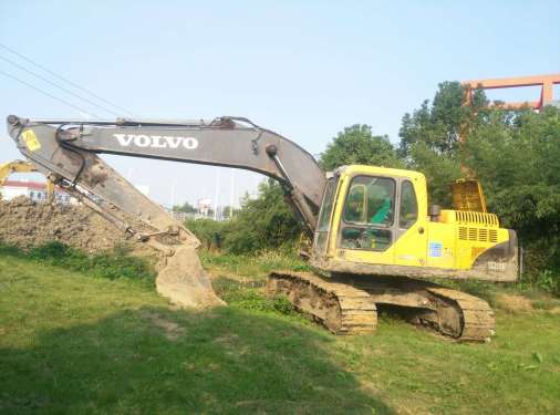 安徽出售转让二手9890小时2010年沃尔沃EC210B挖掘机