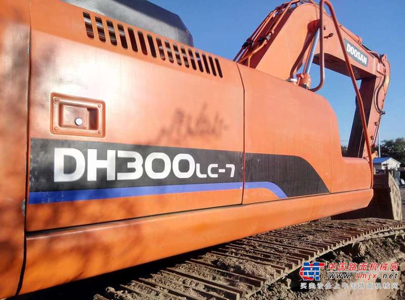 辽宁出售转让二手9800小时2010年斗山DH300LC挖掘机
