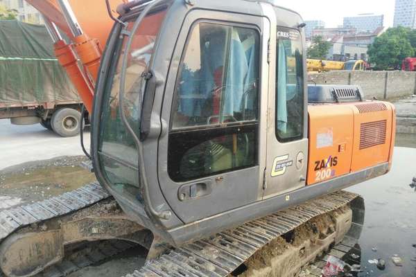 安徽出售转让二手9200小时2011年日立ZX200挖掘机