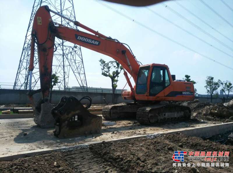 安徽出售转让二手8054小时2010年斗山DH220LC挖掘机