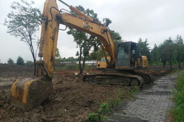 安徽出售转让二手8560小时2010年山重建机JCM921C挖掘机
