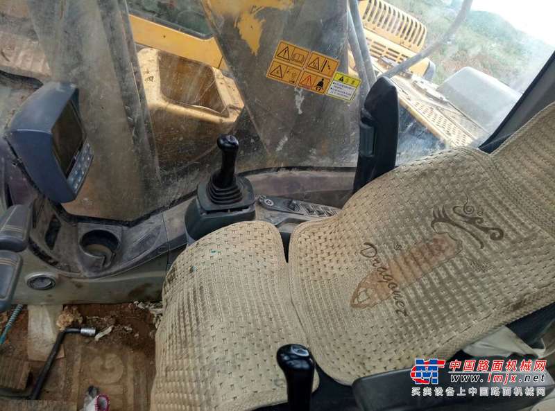 贵州出售转让二手7756小时2011年徐工XE215CA挖掘机