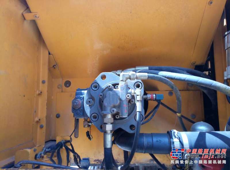 贵州出售转让二手7500小时2012年山重建机924C挖掘机