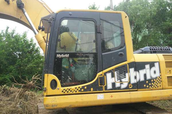 安徽出售转让二手8700小时2011年小松HB205挖掘机