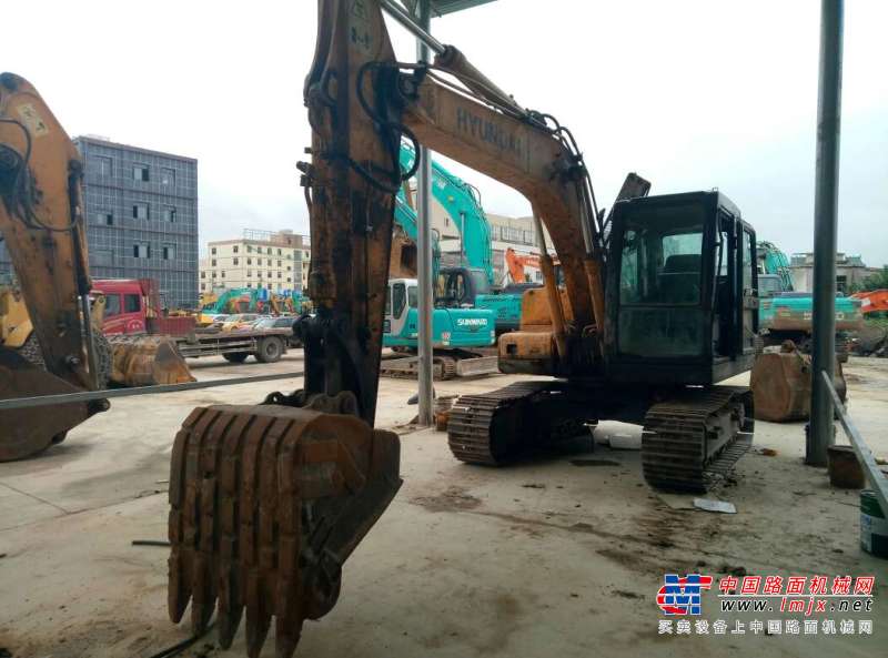 贵州出售转让二手6500小时2012年现代R110挖掘机
