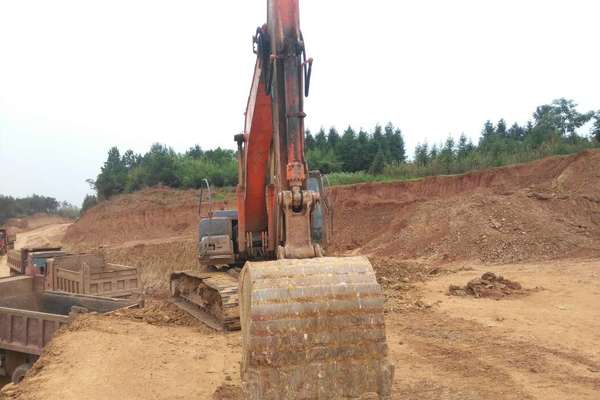 安徽出售转让二手9100小时2011年日立ZX200LC挖掘机